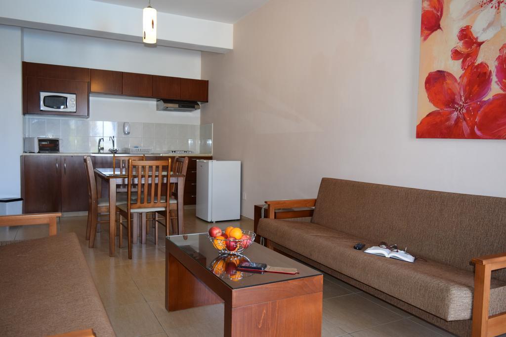 Anna Hotel Apartments Kissonerga Exterior foto