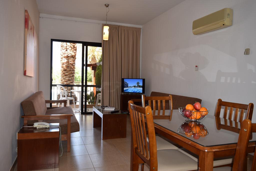 Anna Hotel Apartments Kissonerga Exterior foto